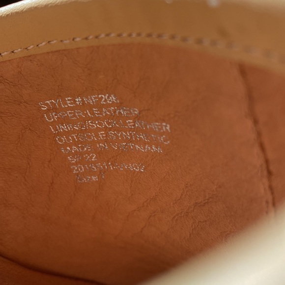 The Jordyn Clog in Woven Leather size 7 - Picture 8 of 9